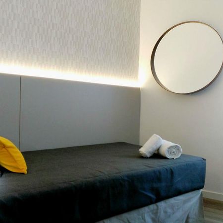 Residencia D'Investigadors Hostel บาร์เซโลนา ภายนอก รูปภาพ