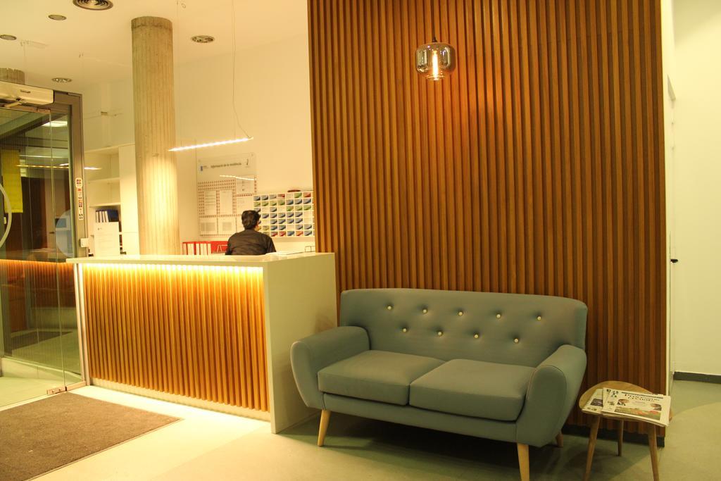 Residencia D'Investigadors Hostel บาร์เซโลนา ภายนอก รูปภาพ
