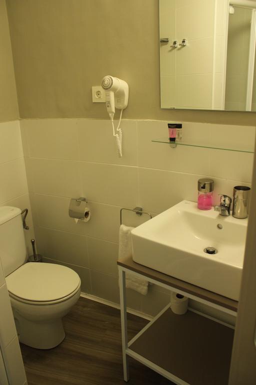 Residencia D'Investigadors Hostel บาร์เซโลนา ห้อง รูปภาพ